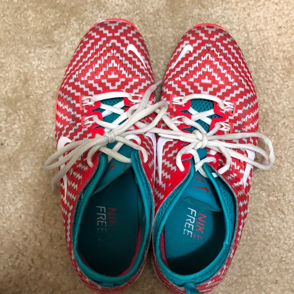 nike free runs
